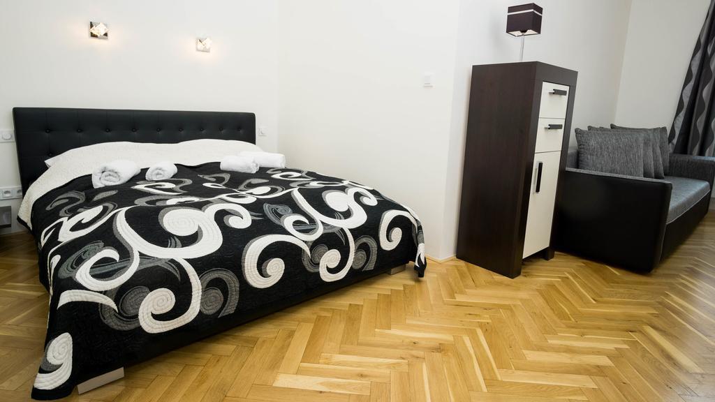 Black & White Apartment Prague By Wenceslas Square And Muzeum 외부 사진